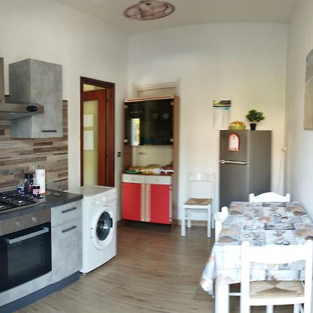 Casa Vacanze"Il Bouganville" Carbonia Kültér fotó