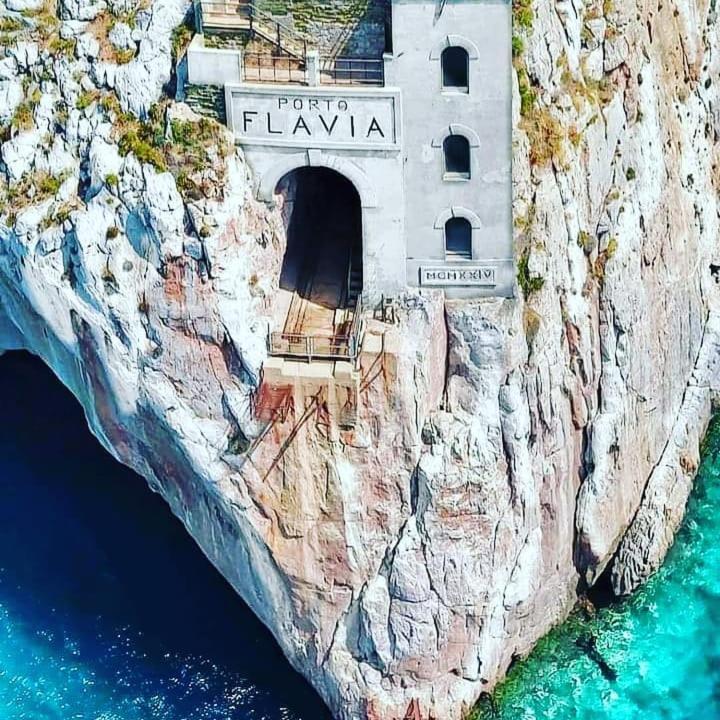 Casa Vacanze"Il Bouganville" Carbonia Kültér fotó